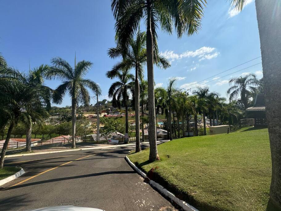 Casa Dentro Parque Aquatico Villa Águas de Lindóia Esterno foto